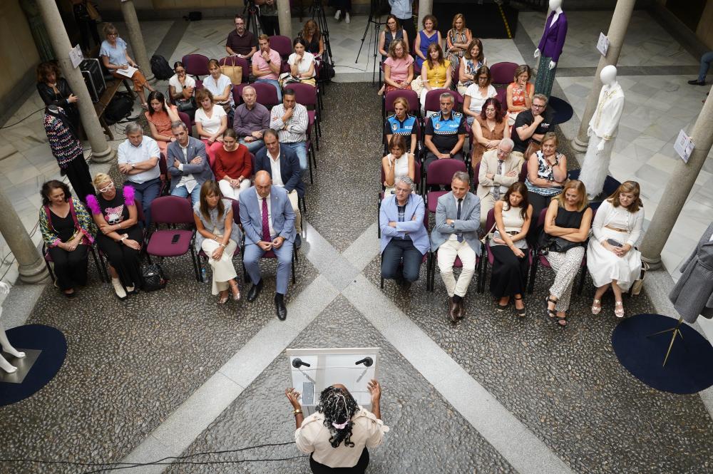 Imagen La Diputación visibiliza junto a APRAMP la dignidad de las mujeres víctimas de la trata y la...